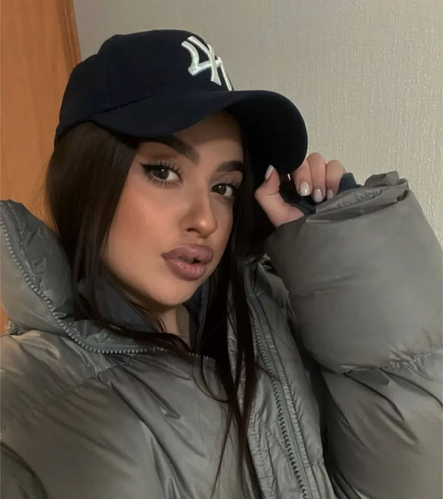 Адриана, 21 лет - VIP эскорт Москва | Эскорт Аквамоделс
