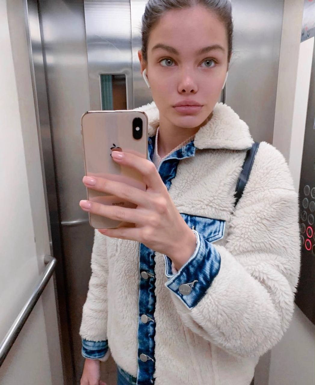 Бонни, 20 лет - VIP эскорт Москва | Эскорт Аквамоделс