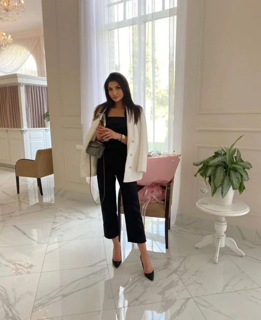 Динара, 21 лет - VIP эскорт Москва | Эскорт Аквамоделс