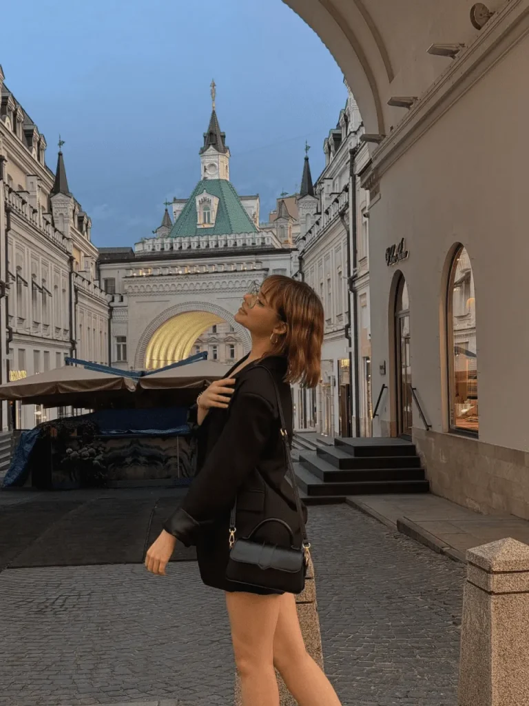 Элина, 20 лет - VIP эскорт Москва | Эскорт Аквамоделс