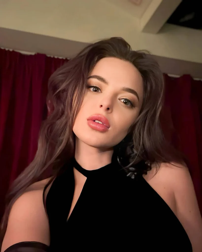 Полина, 21 лет - VIP эскорт Москва | Эскорт Аквамоделс